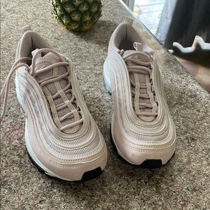 Women’s Nike Air Max 97 Size 7